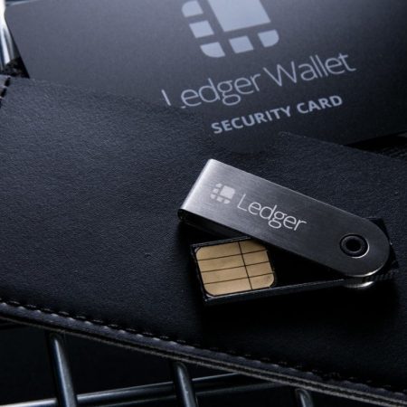 Ledger wallet review 2025: Security, Pros and Cons